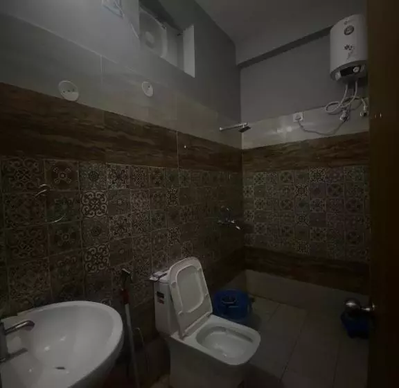 Motel On Mountain & Mom Ki Rasoi