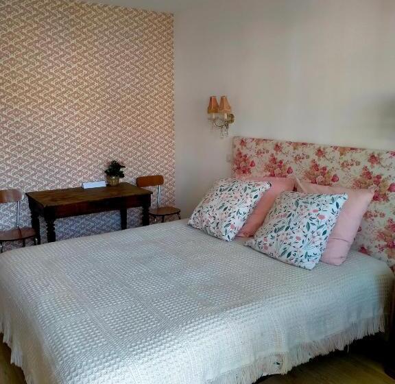 Bed and Breakfast L Oree Du Bois Chambres Independante