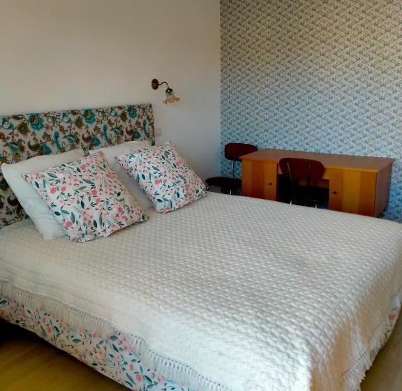 Bed and Breakfast L Oree Du Bois Chambres Independante