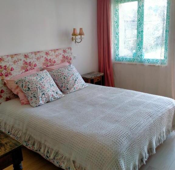 Bed and Breakfast L Oree Du Bois Chambres Independante