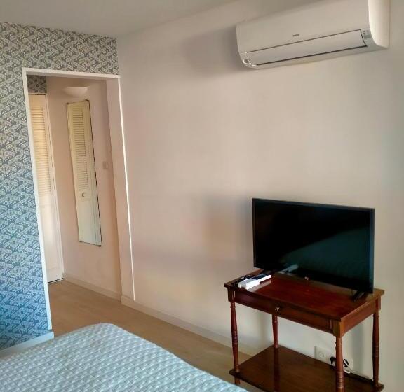 Bed and Breakfast L Oree Du Bois Chambres Independante