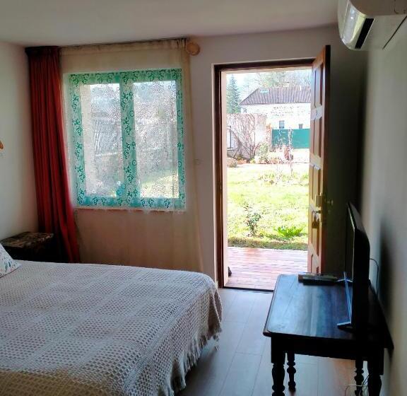 Bed and Breakfast L Oree Du Bois Chambres Independante