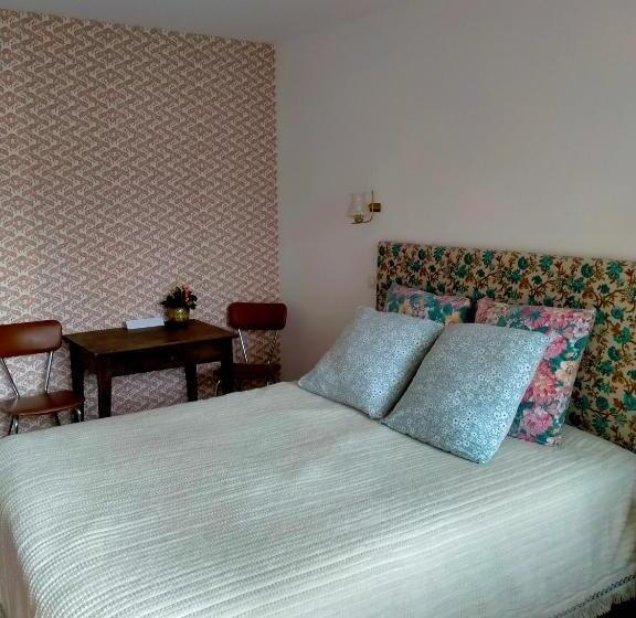 Bed and Breakfast L Oree Du Bois Chambres Independante