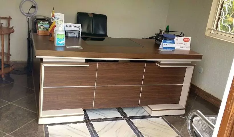 تختخواب و صبحانه Migingo Suites