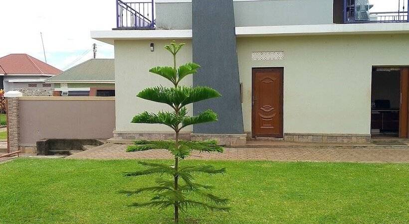 Bed and Breakfast Migingo Suites