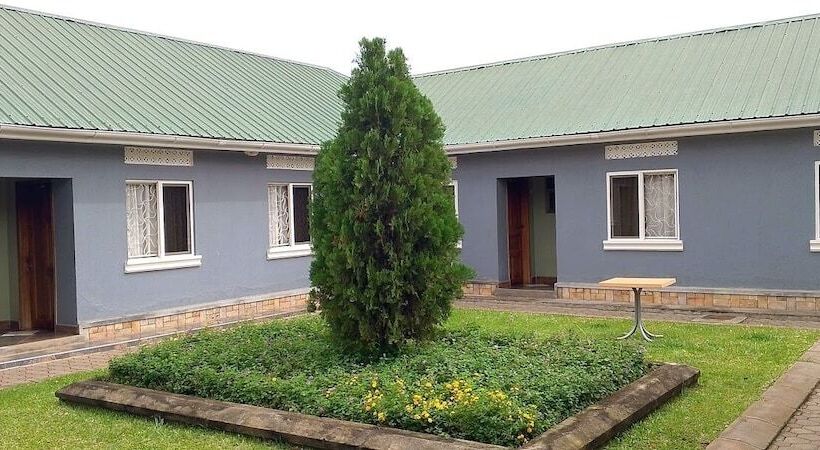 Bed and Breakfast Migingo Suites