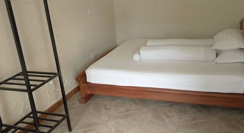 Bed and Breakfast Migingo Suites