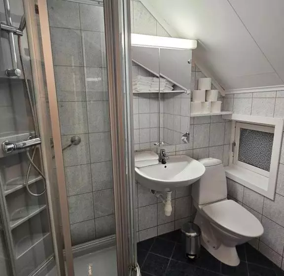 Enter Backpack Apartments