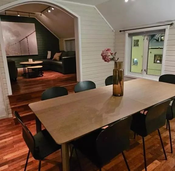 Enter Backpack Apartments