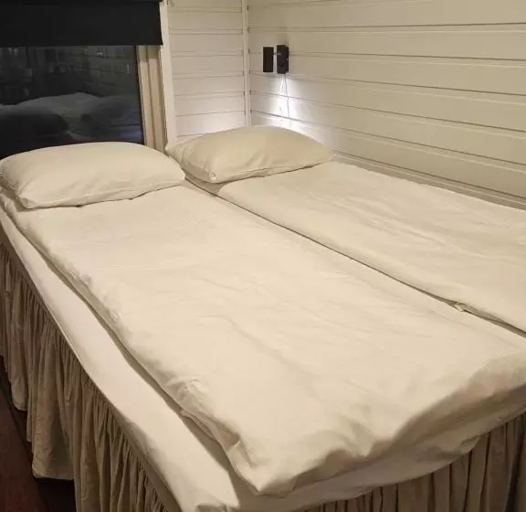 Enter Backpack Apartments