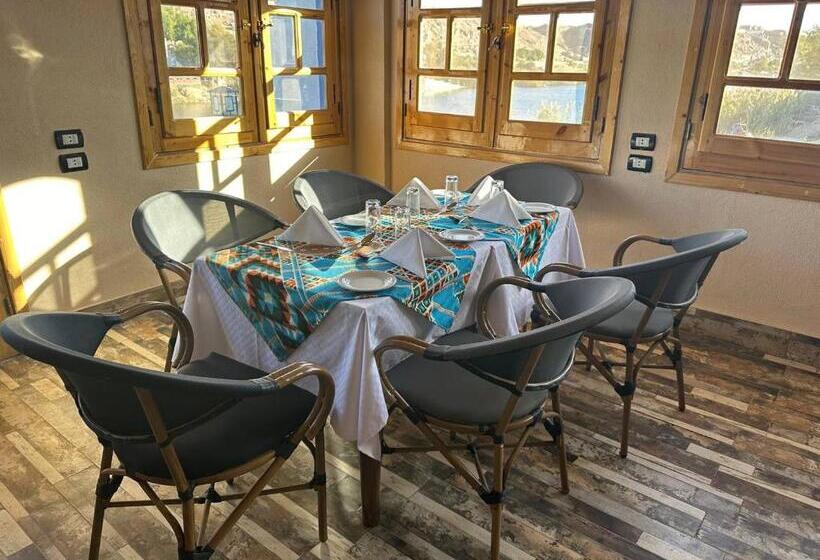 هتل Achertod Nubian