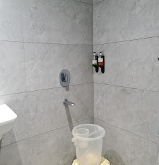 هتل Bhimas Deluxe Tirupati