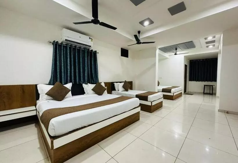 ホテル Dwarika Inn By Mantram Hospitality