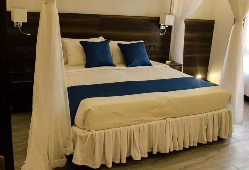 هتل Lukenya Alkebu Resort