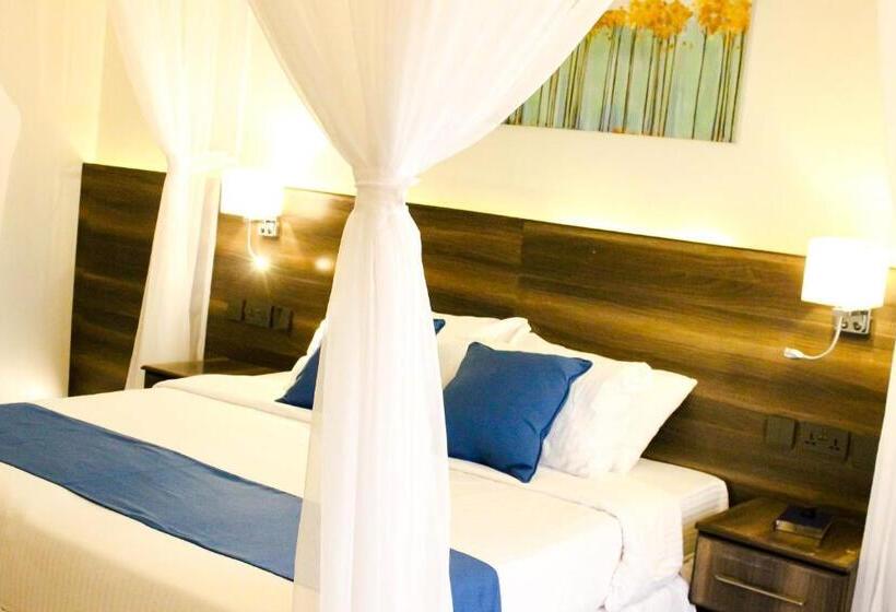 هتل Lukenya Alkebu Resort