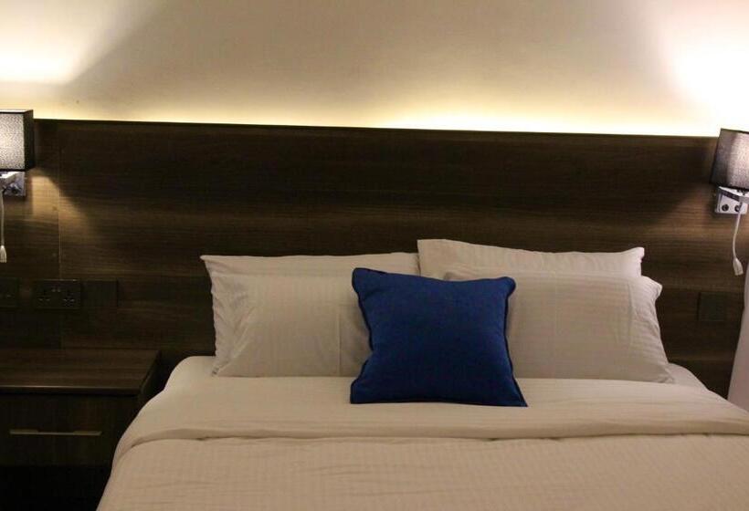 هتل Lukenya Alkebu Resort