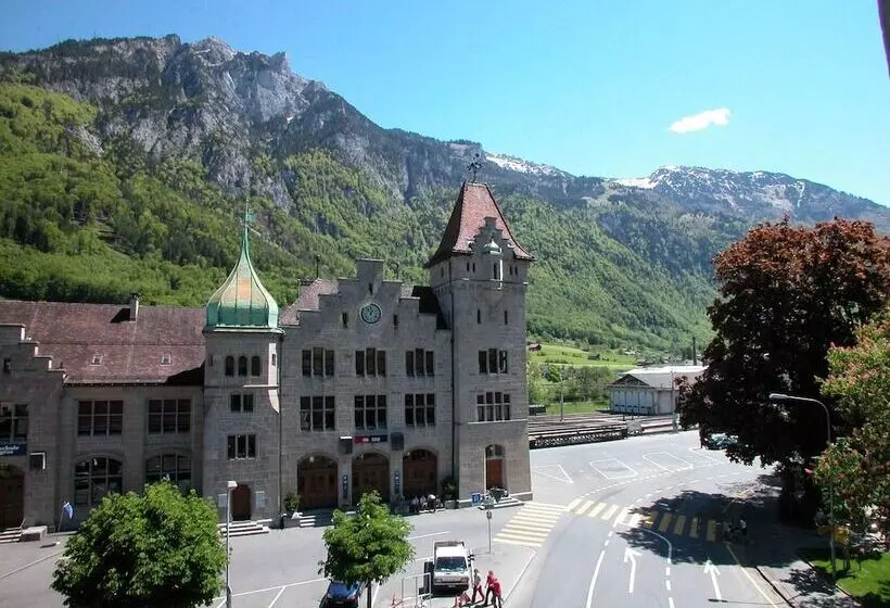 Hôtel Post Glarnerhof