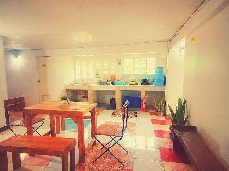 Hotel San Juanico Travellers Inn   Reddoorz