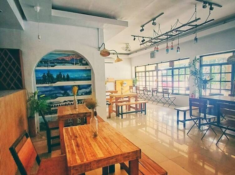 Hotel San Juanico Travellers Inn   Reddoorz