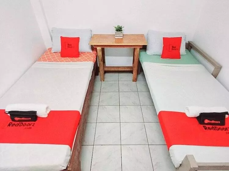 هتل San Juanico Travellers Inn   Reddoorz