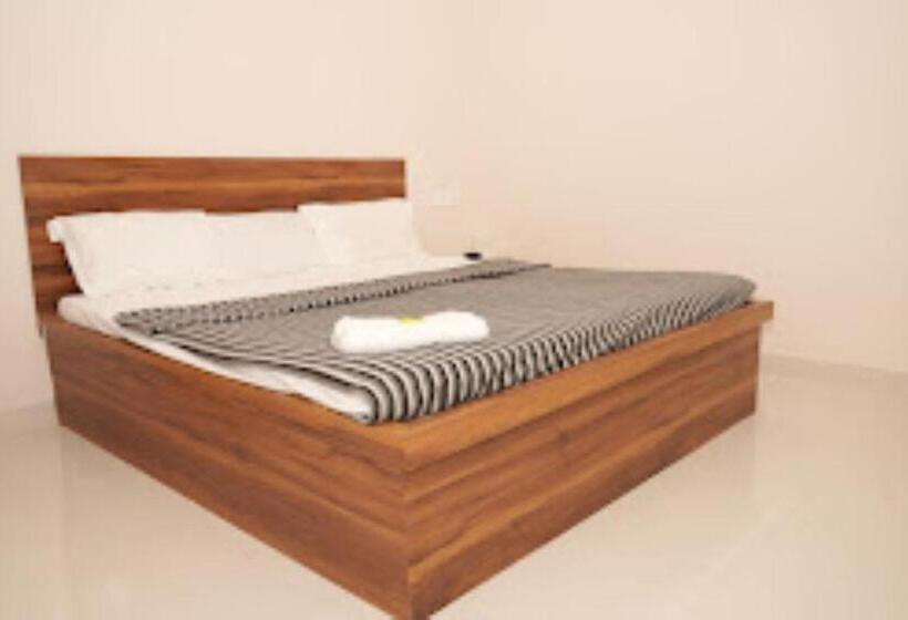 Hotel Seven View Durg