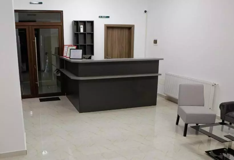 ペンション 2family