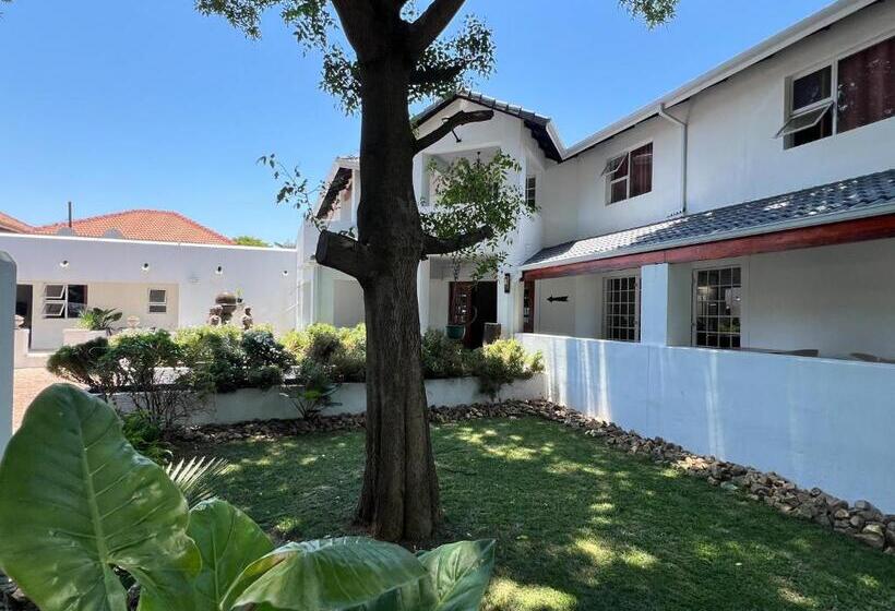 Pension Amoris Guesthouse In Brooklyn