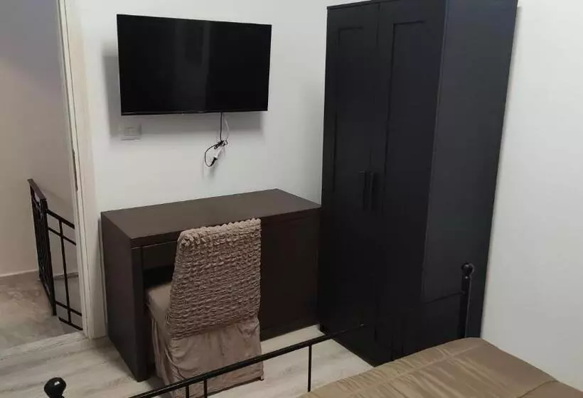 Majatalo La Rondine Bed