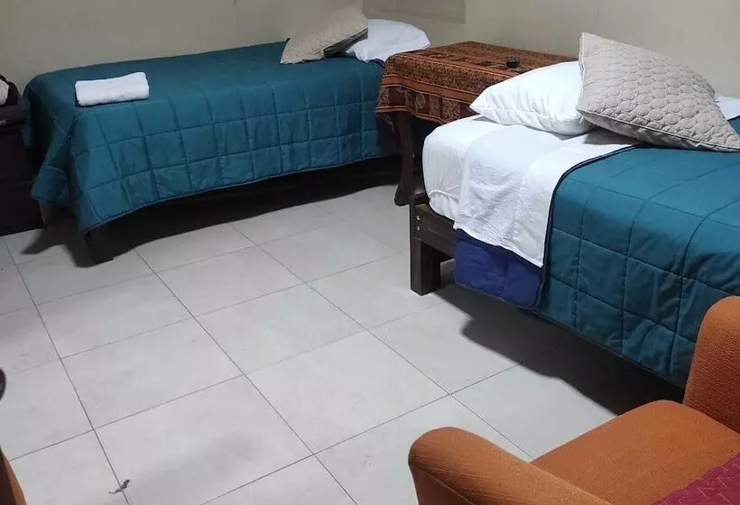 پانسیون Hospedaje Hamuy S Lodge  Velilu