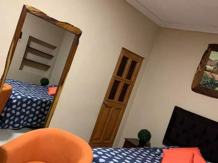 پانسیون Hospedaje Hamuy S Lodge  Velilu