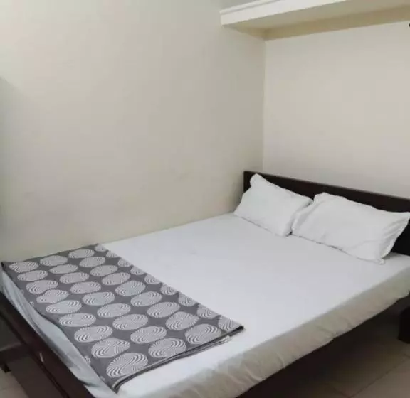 پانسیون Puducherry Residency