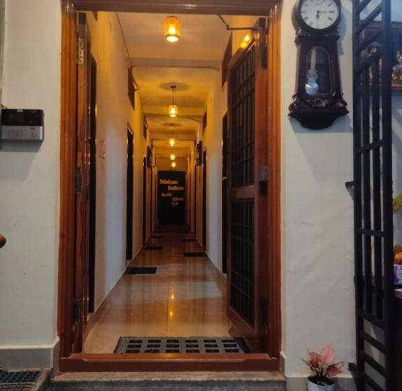 ペンション Puducherry Residency