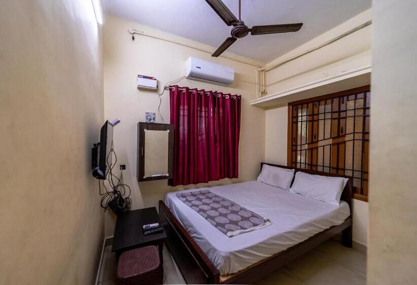 ペンション Puducherry Residency