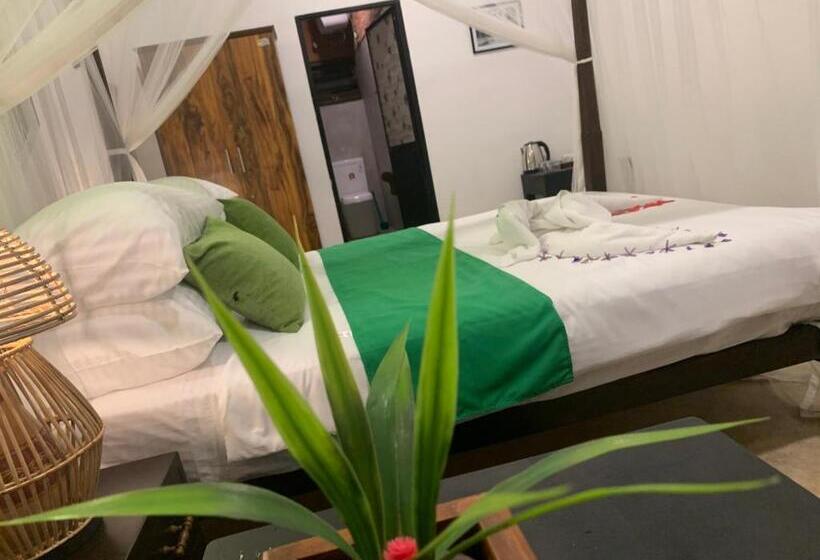 بنسيون Samadhi Garden