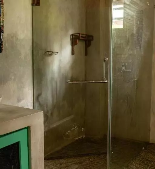 Majatalo Samadhi Garden