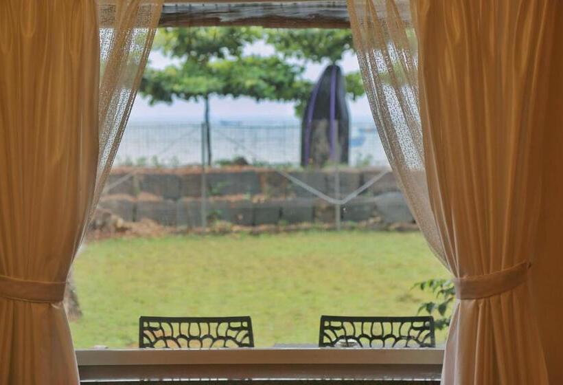 Pension (Hôtel basse catégorie) Shore Stories