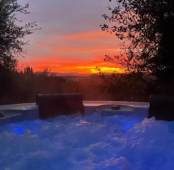 پانسیون Villa Il Tufo