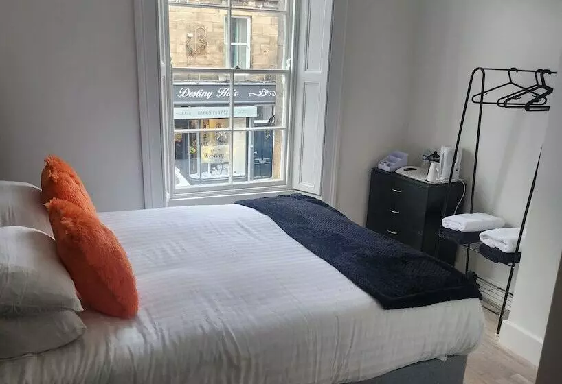 ベッドアンドブレックファースト The Dock