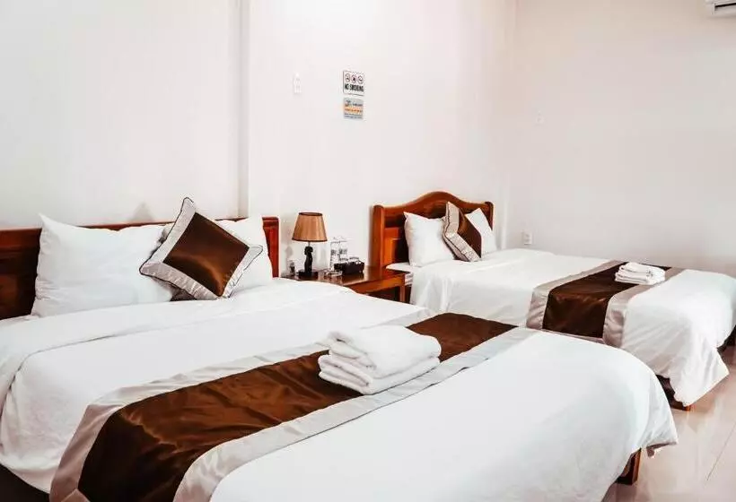 هتل Khách Sạn 68 đồng Hải
