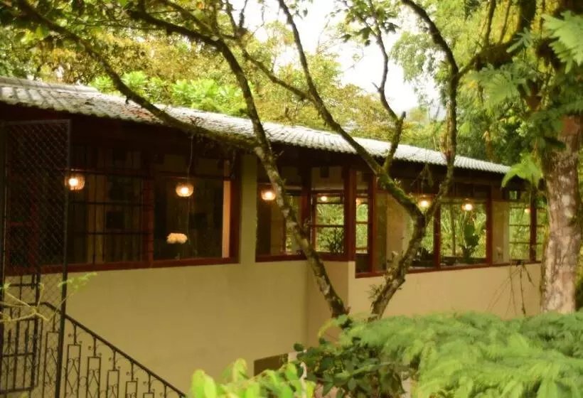 Hotelli Mindo Monasterium