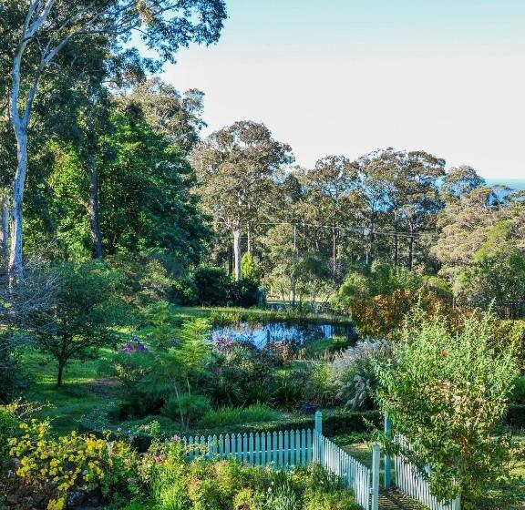 Отель Petana Farm Stay