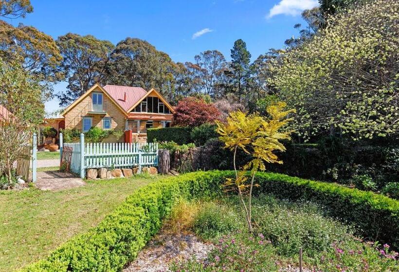 Отель Petana Farm Stay