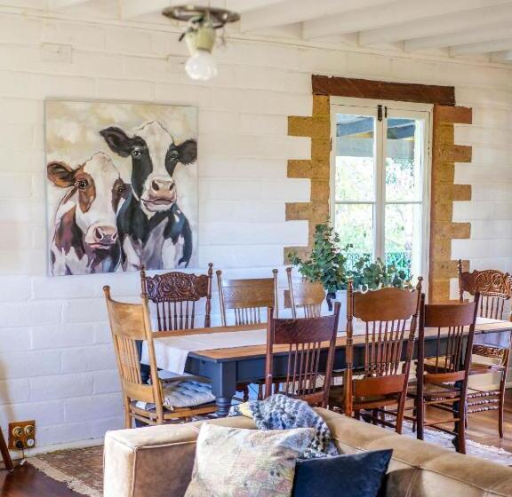 Отель Petana Farm Stay