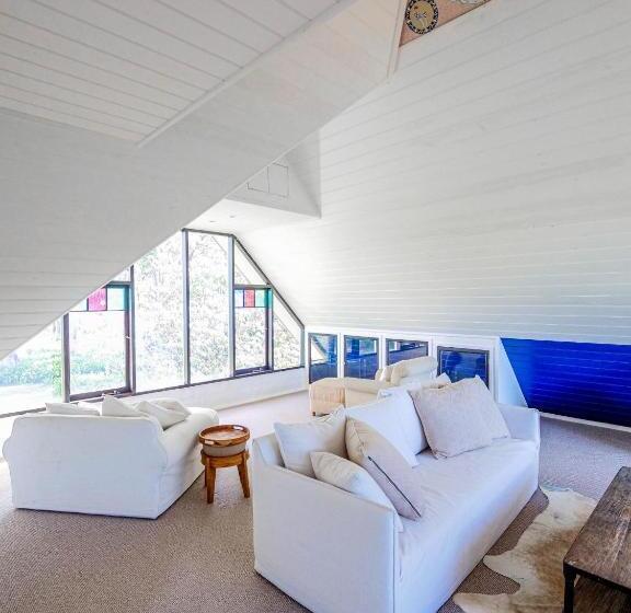 Отель Petana Farm Stay