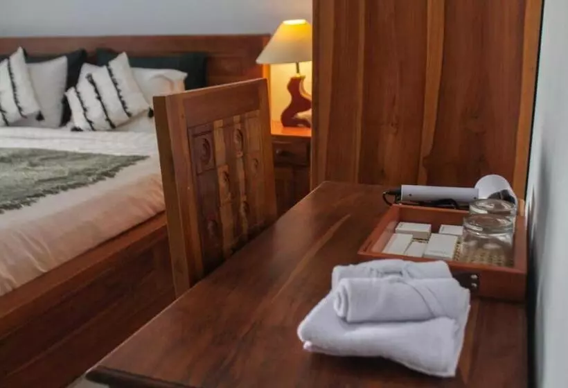 Majatalo Chua Guest House Canggu