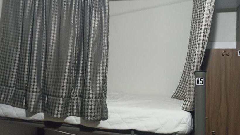 Soluna Female Only Hostel