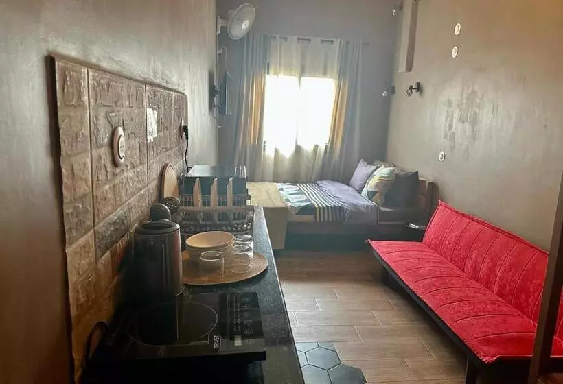 تختخواب و صبحانه N