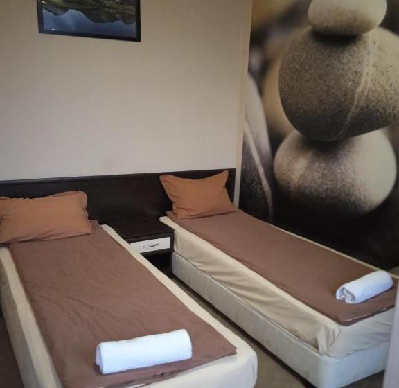 فندق къща за гости до 25 човека