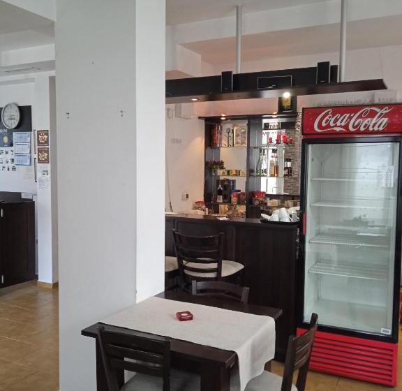 فندق къща за гости до 25 човека