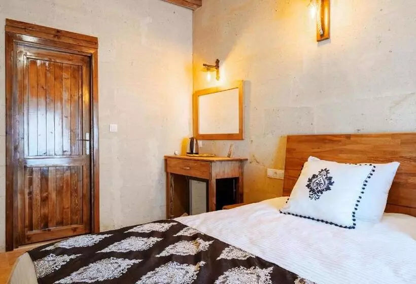 ホテル Cappadocıa Tuğhan Stone House